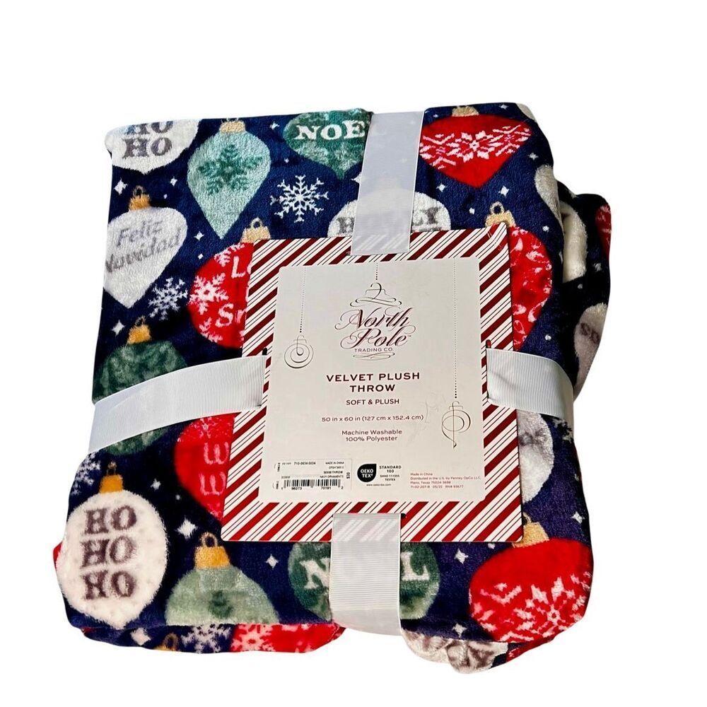 North Pole Trading Oversized Velvet Plush Throw Blanket Christmas Themed NWT